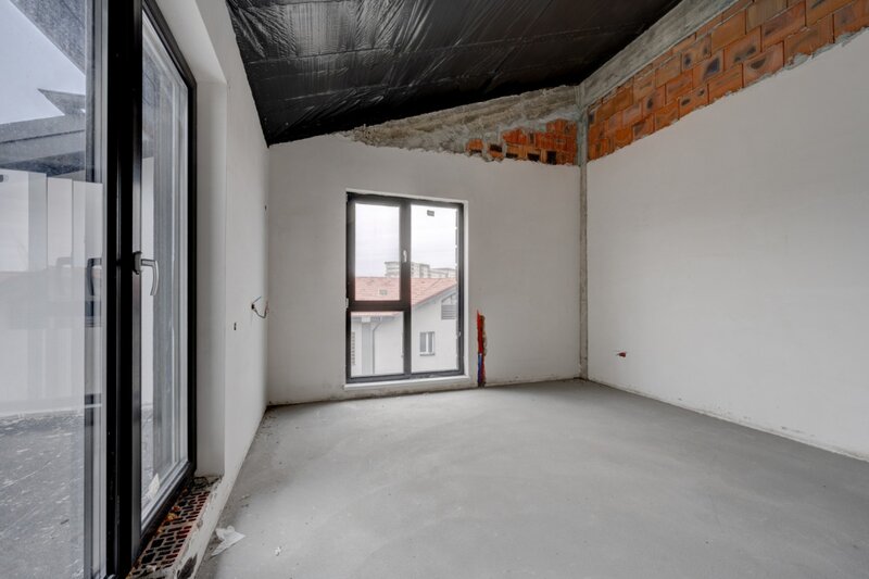 Pacii Casa se preda finisata - 4 bai - 3 dormitoare - curte - parcare -  metrou Pacii