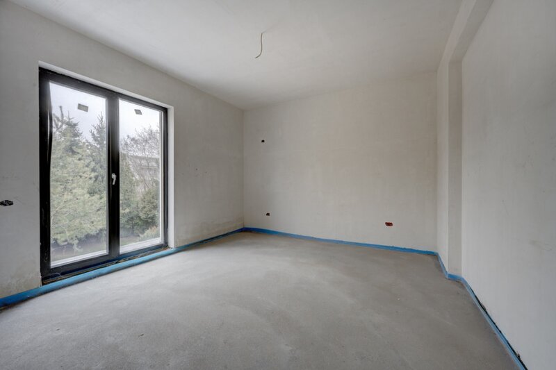 Pacii Casa se preda finisata - 4 bai - 3 dormitoare - curte - parcare -  metrou Pacii