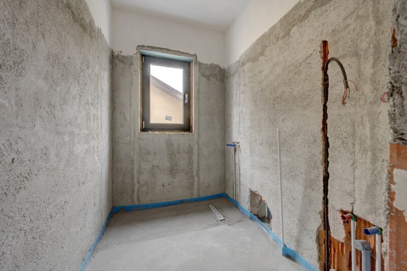 Pacii Casa se preda finisata - 4 bai - 3 dormitoare - curte - parcare -  metrou Pacii